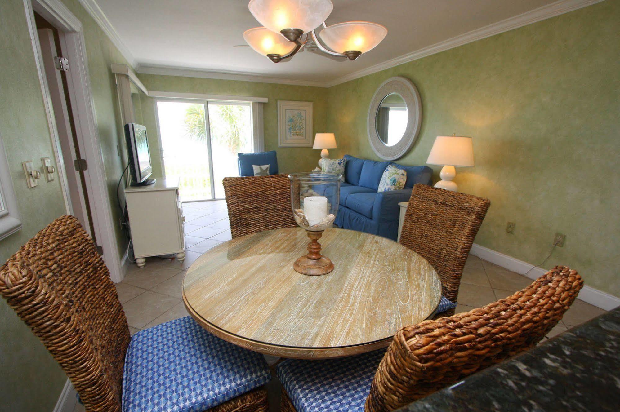 Beach Castle Resort By Rva Longboat Key Exterior foto